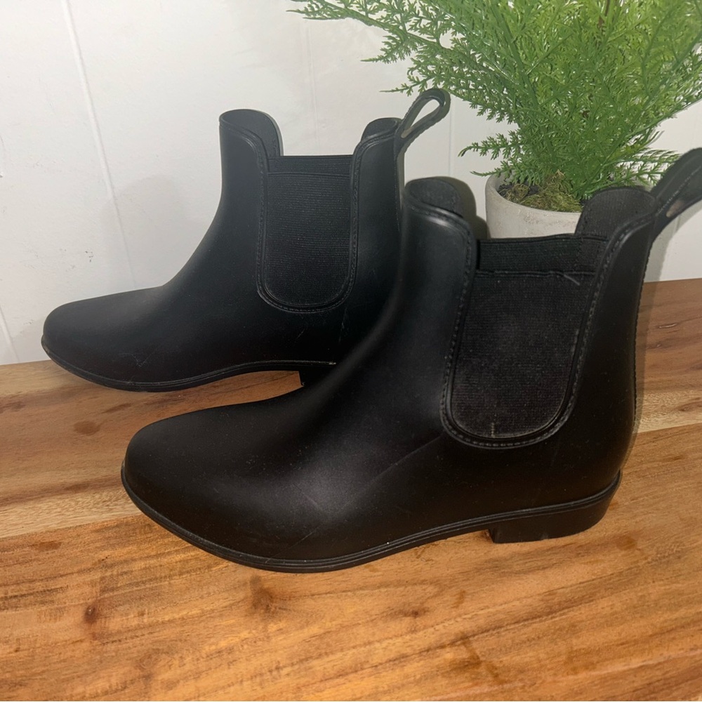 Black Ankle Rain Boots